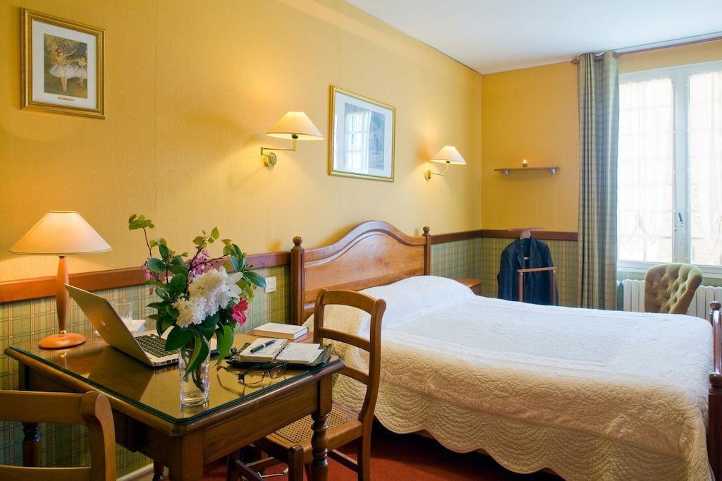 Au Relais Du Porhoet Guilliers 部屋 写真